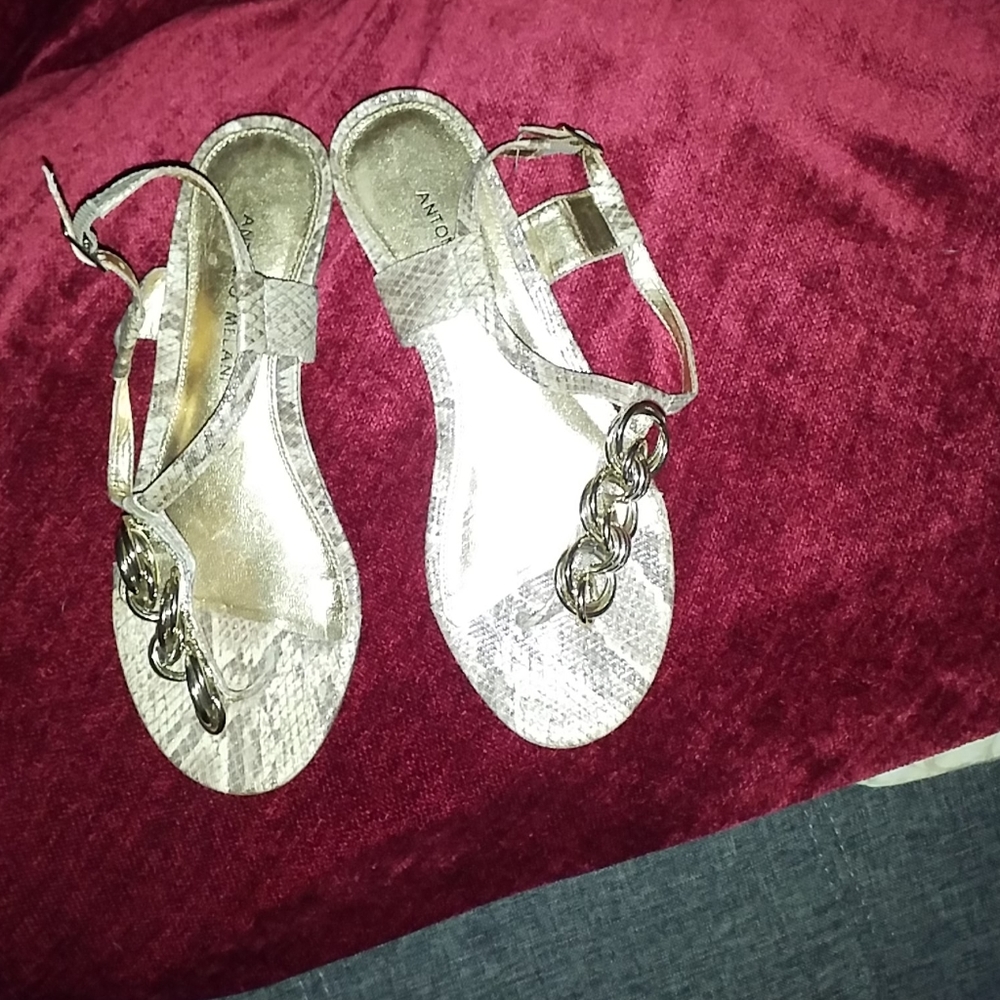 Shoes - Picture 2 of 2